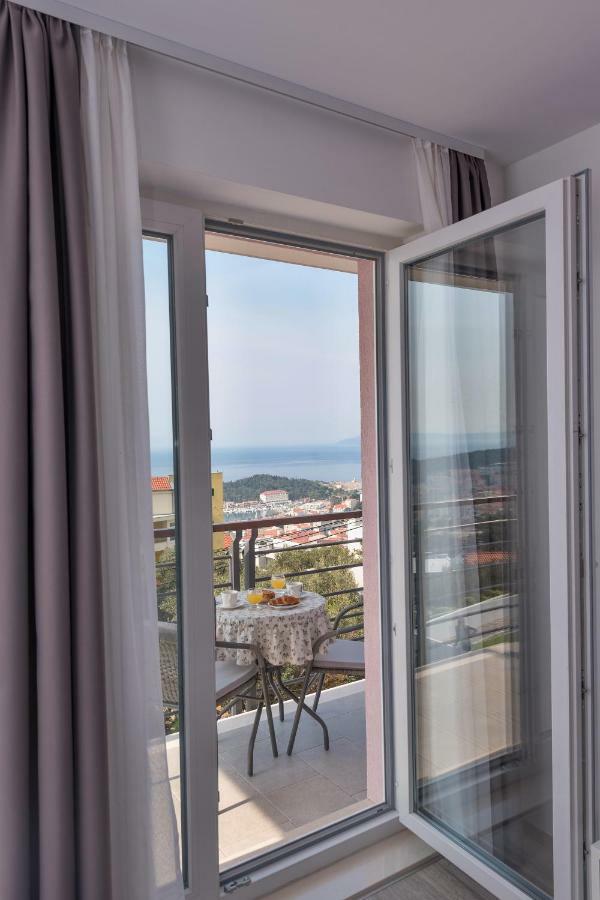 Apartments Nataly With Free Parking Makarska Exterior foto